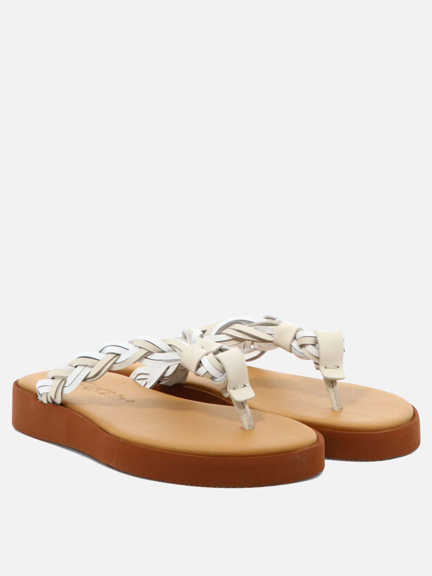 "New Gaucho" sandals