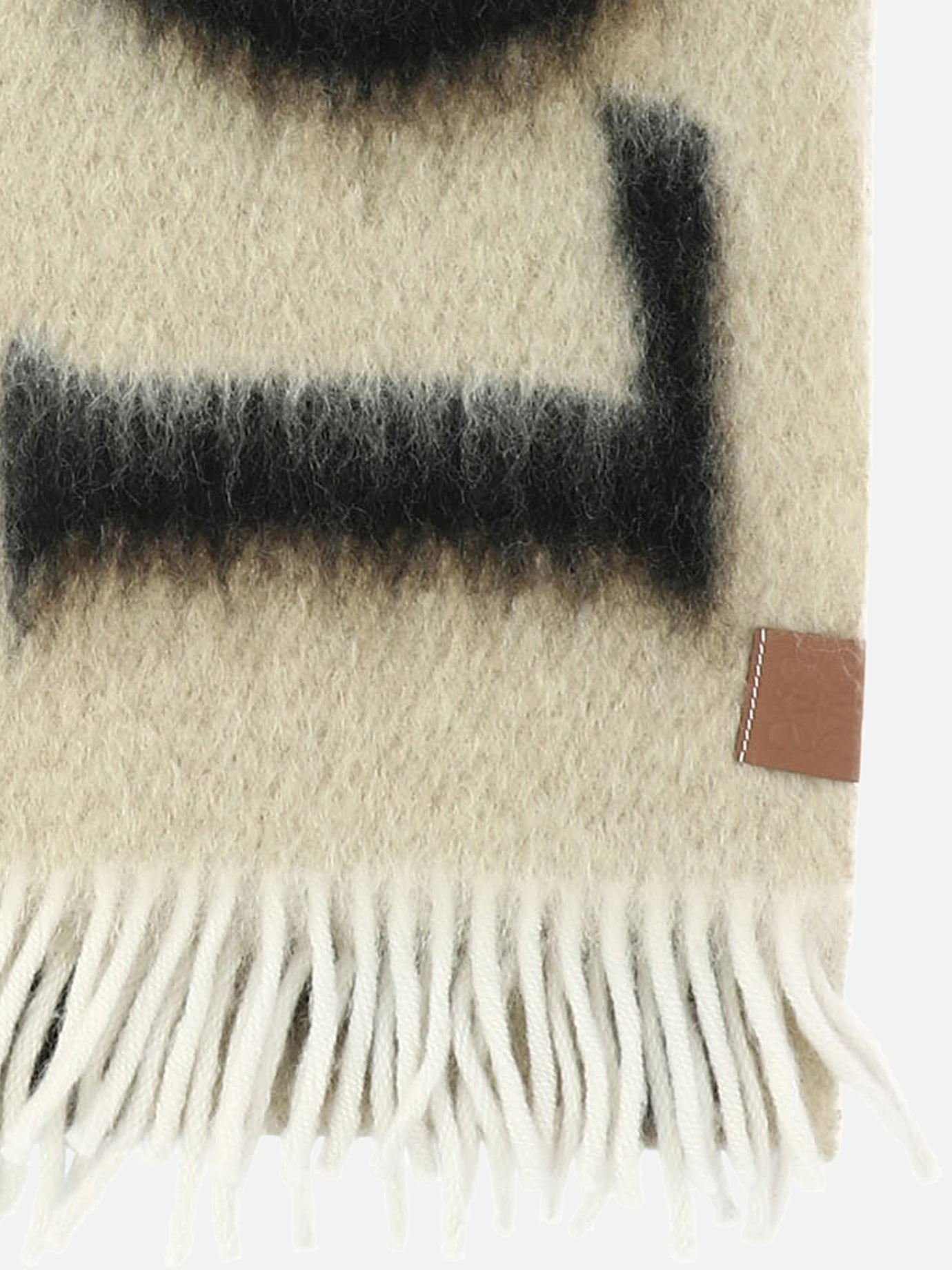 Fringed scarves 46% wool 45% mohair 5% leather 3% polyamide  Beige - Loewe Women | PDP | VIETTI Online Store | thumbnail_2