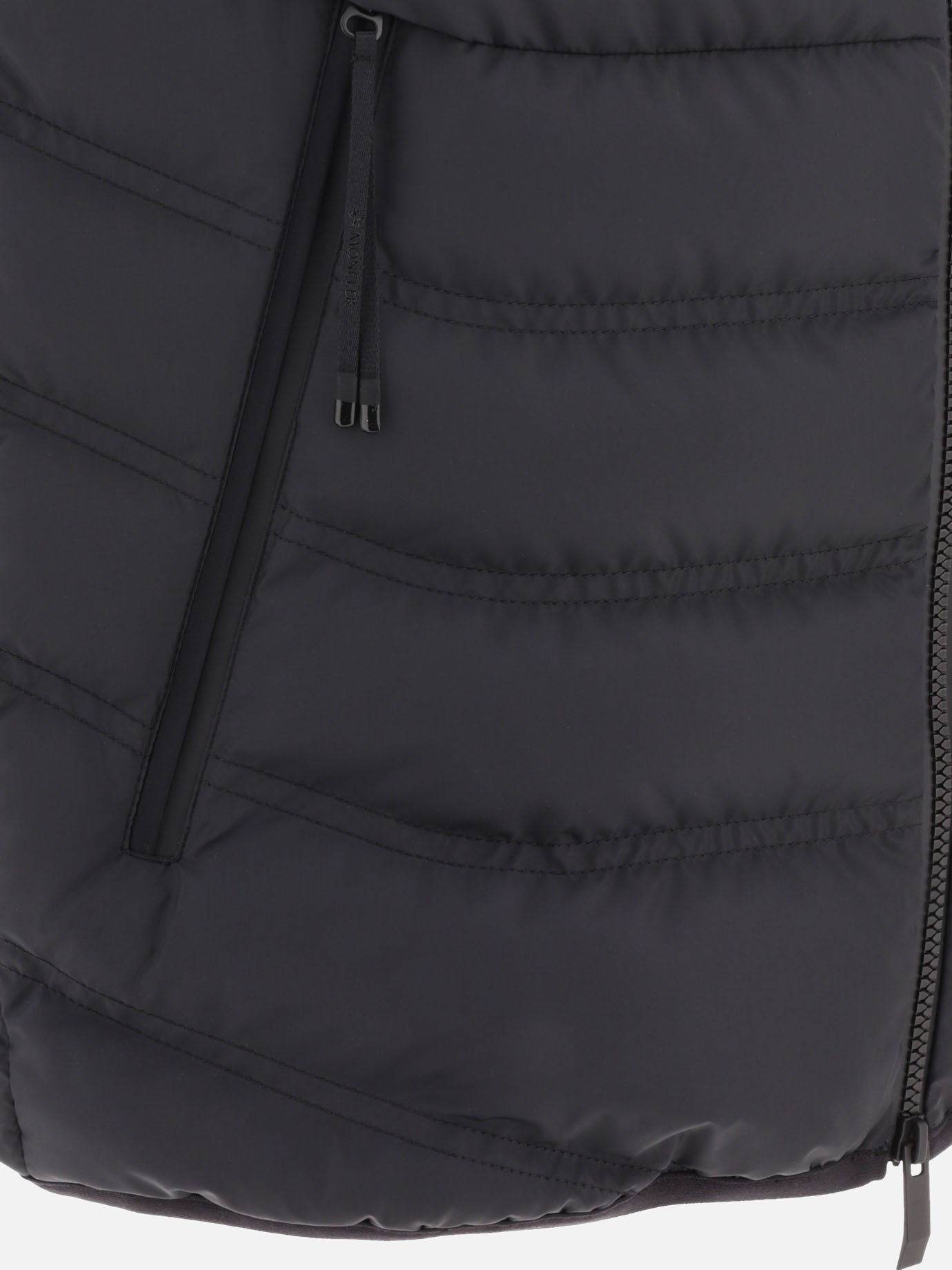 Giacche smanicate 100% polyester - Padding: down and feathers  Nero - Moncler Uomo | PDP | VIETTI Online Store | Zoom-Modal_4
