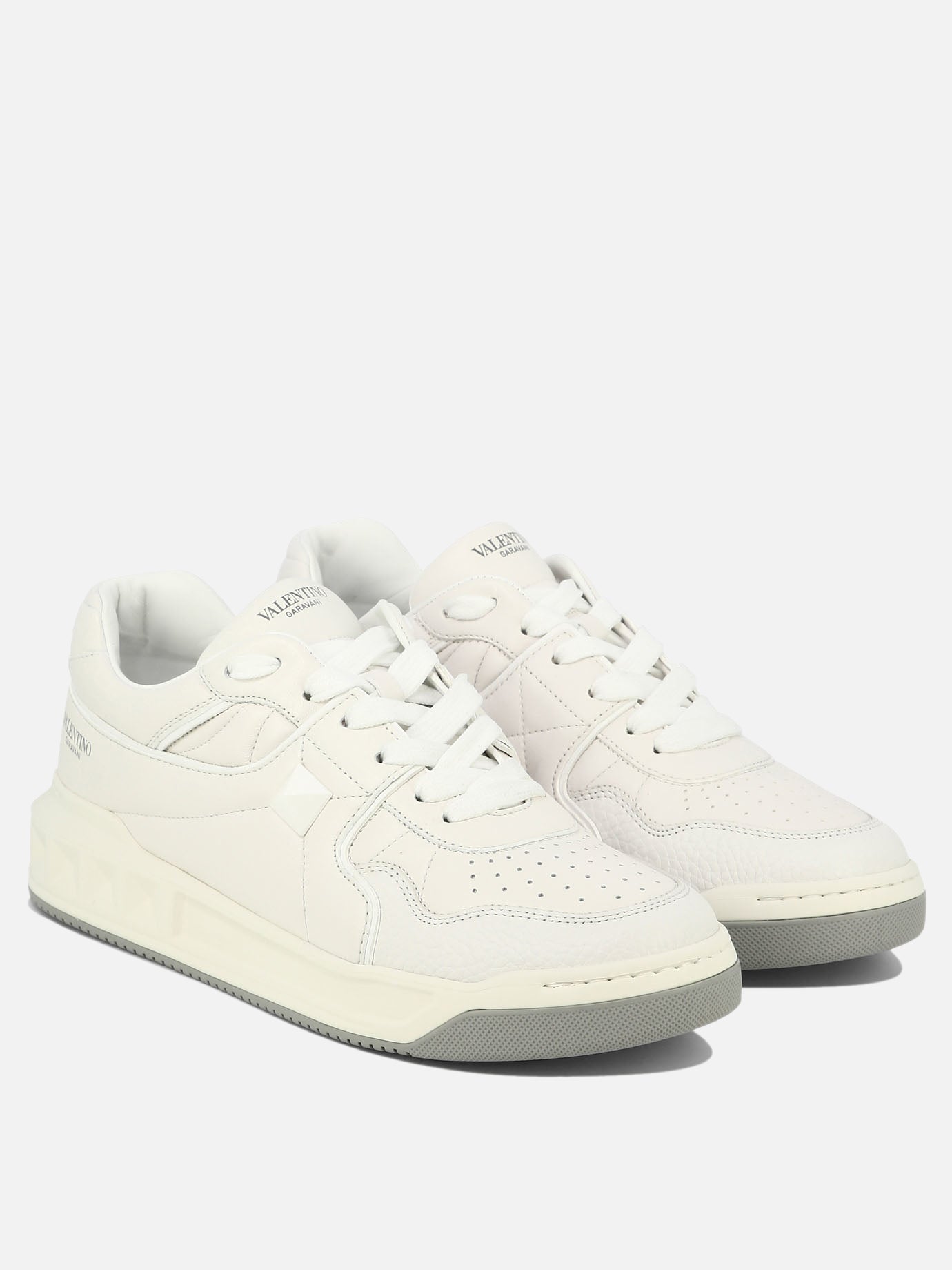 Low top sneakers 100% leather - 100% rubber  White - Valentino Garavani Men | PDP | VIETTI Online Store | Zoom-Modal_2

