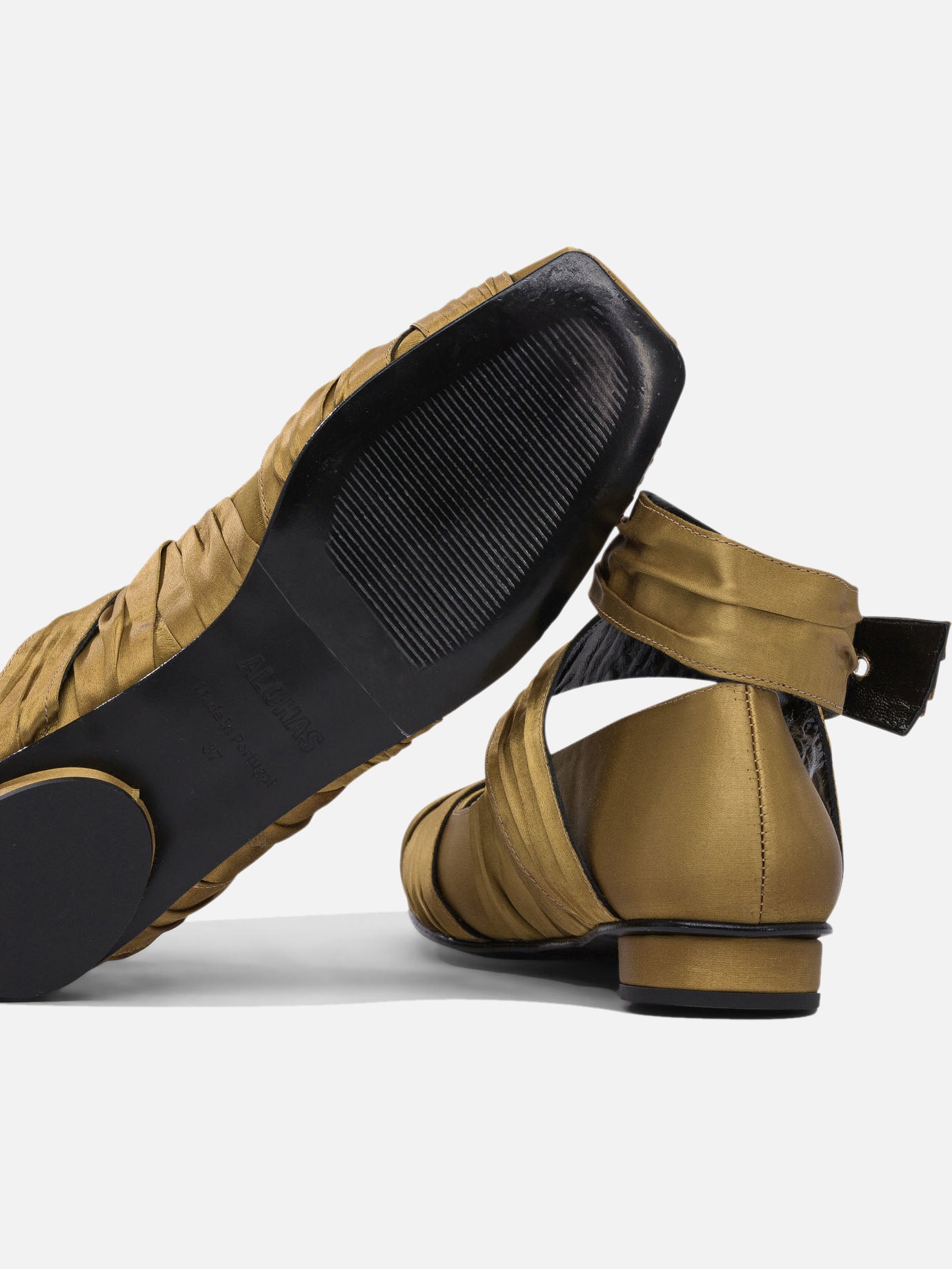 Classic ballet flats 60% polyethylene 40% recycled polyester - 100% cuerolite  Gold - Alohas Women | PDP | VIETTI Online Store | Zoom-Modal_4
