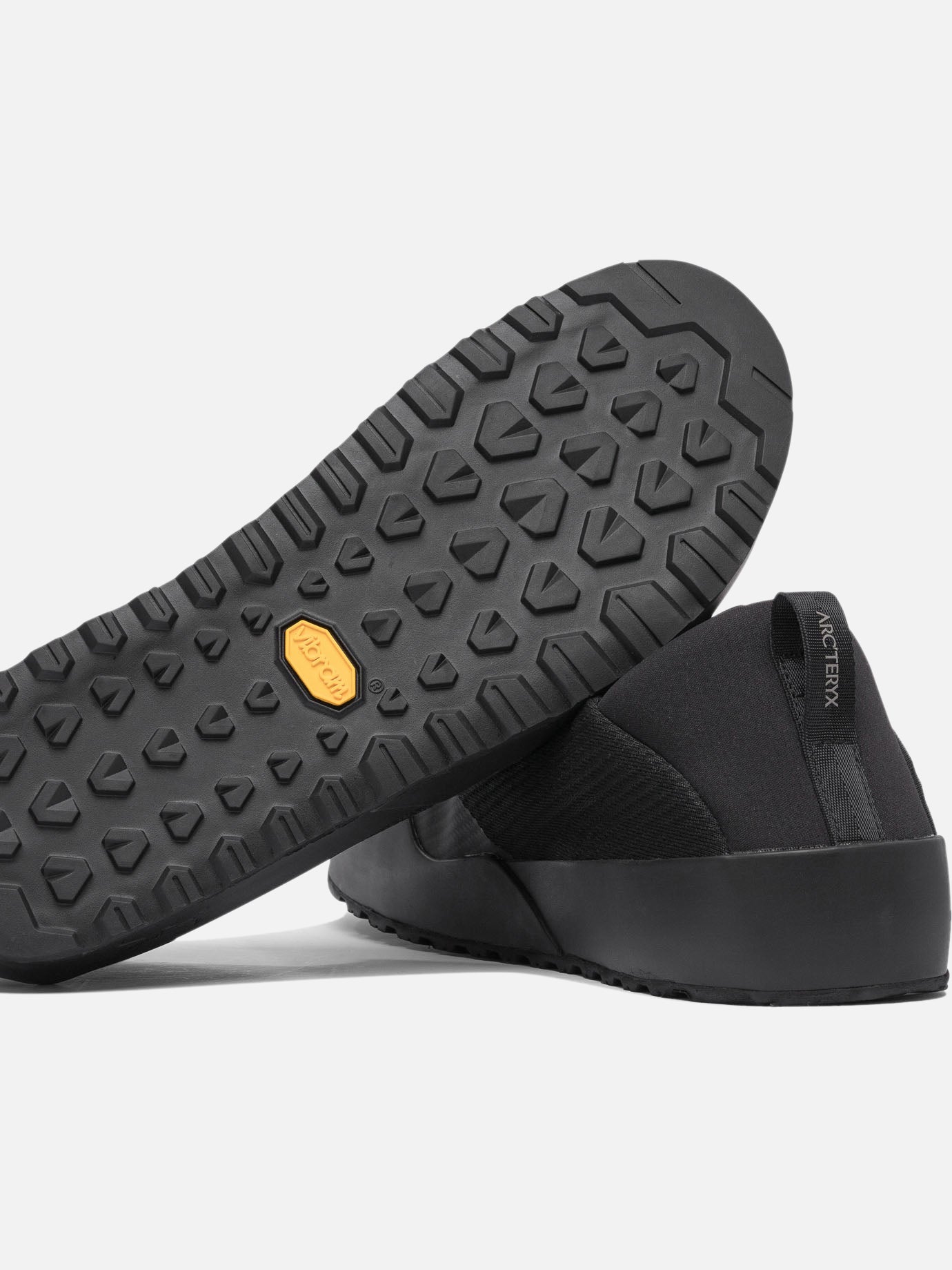 Arc'teryx "Kragg" Sneakers Black
