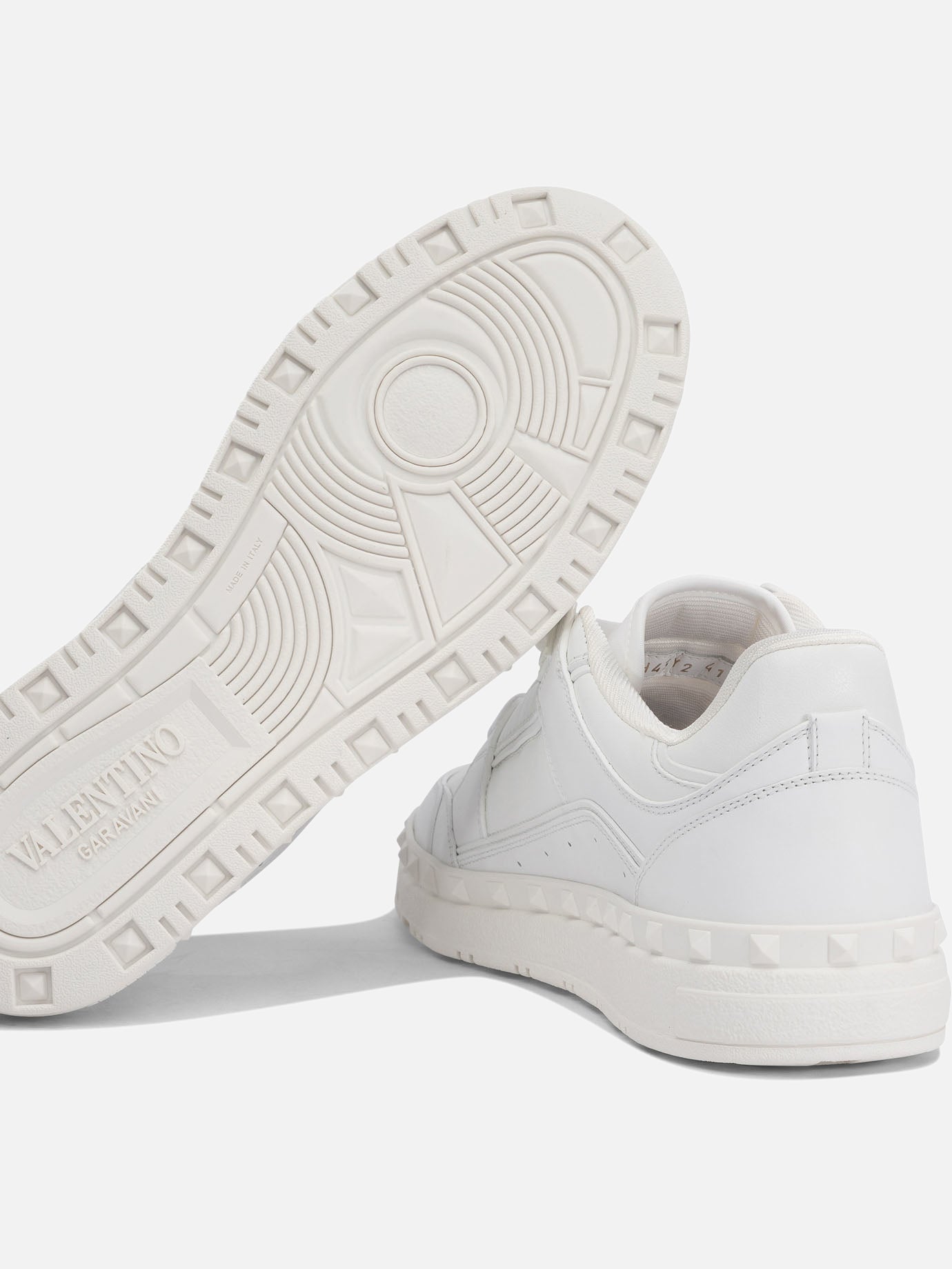 Low top sneakers 100% leather - 100% rubber  White - Valentino Garavani Men | PDP | VIETTI Online Store | thumbnail_5