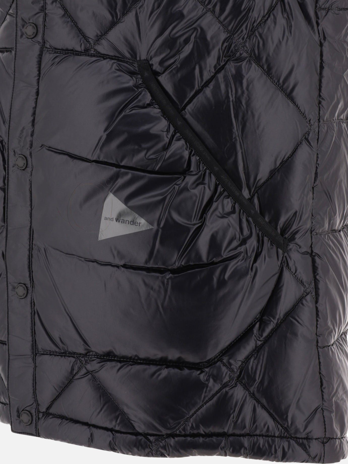 Giacche smanicate 100% nylon - Padding: down and feather  Nero - and Wander Uomo | PDP | VIETTI Online Store | Zoom-Modal_4
