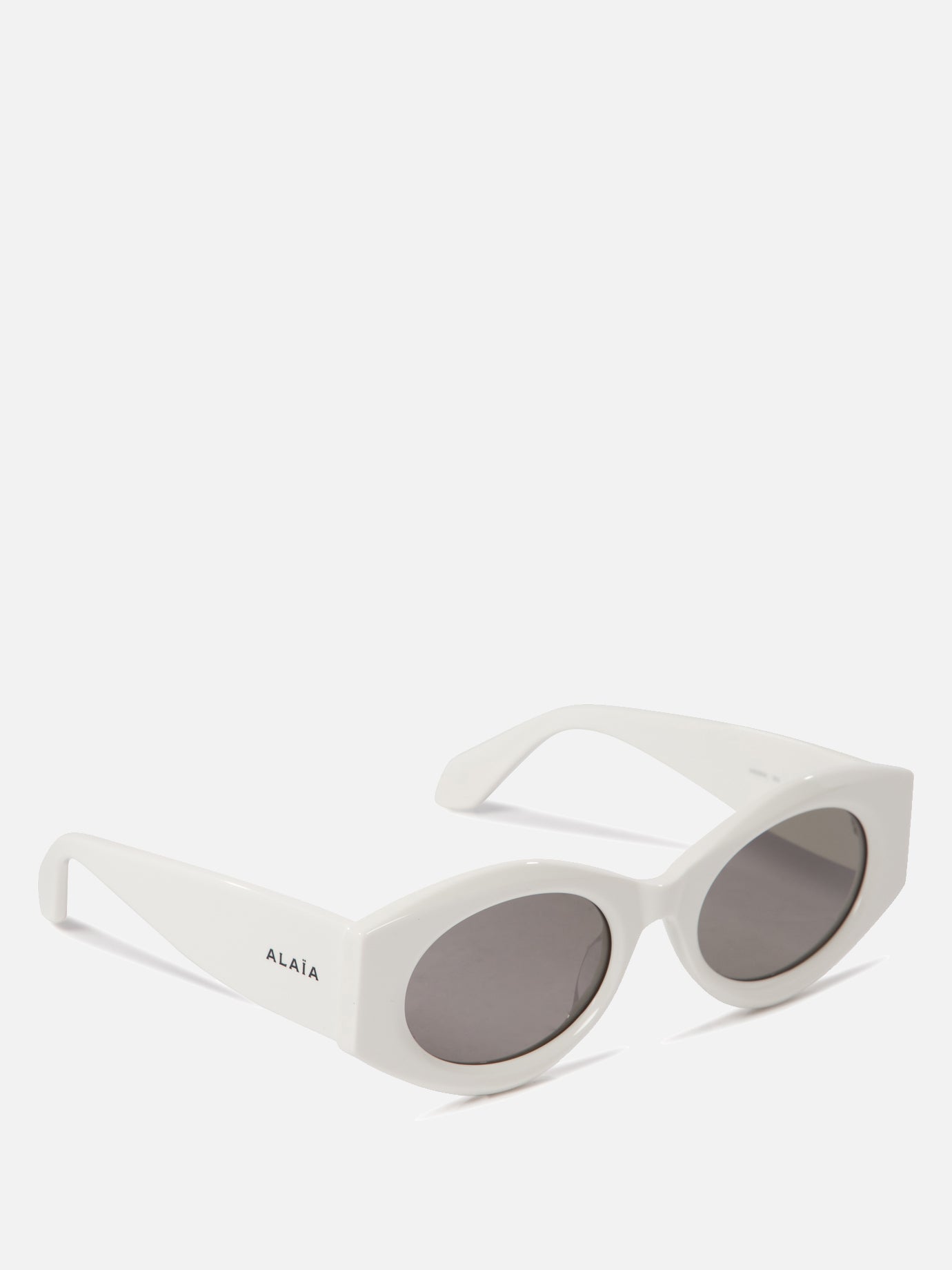 Alaïa Cat-eye sunglasses White