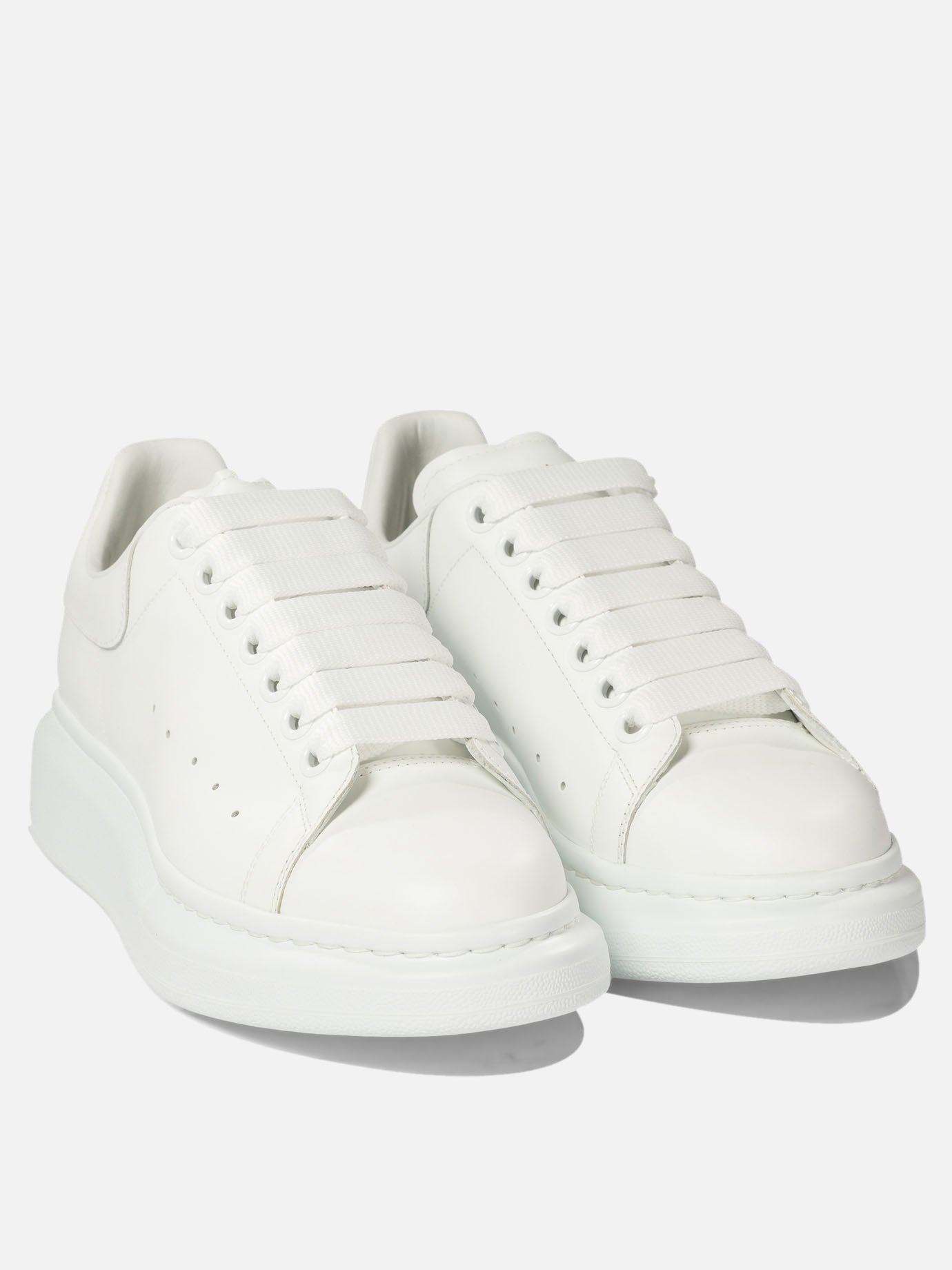 Low top sneakers 100% leather - 100% rubber  White - Alexander McQueen Women | PDP | VIETTI Online Store | thumbnail_2
