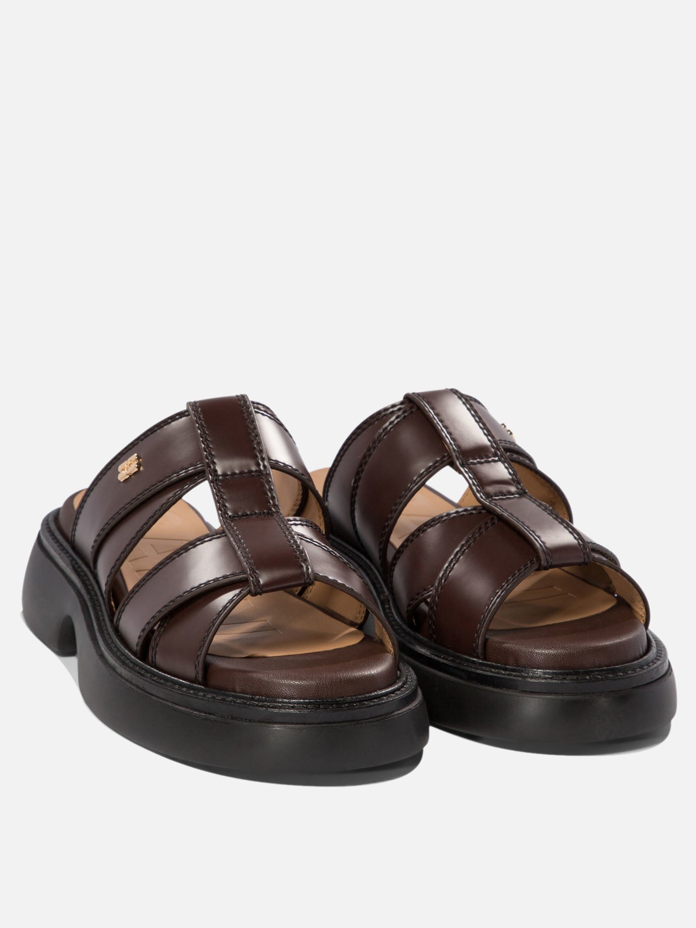 "Mule" sandals