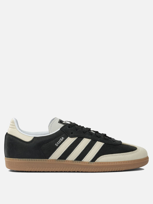 Sneaker basse 100% calf leather - 100% rubber  Nero - Adidas Originals Uomo | PLP | VIETTI Online Store 
