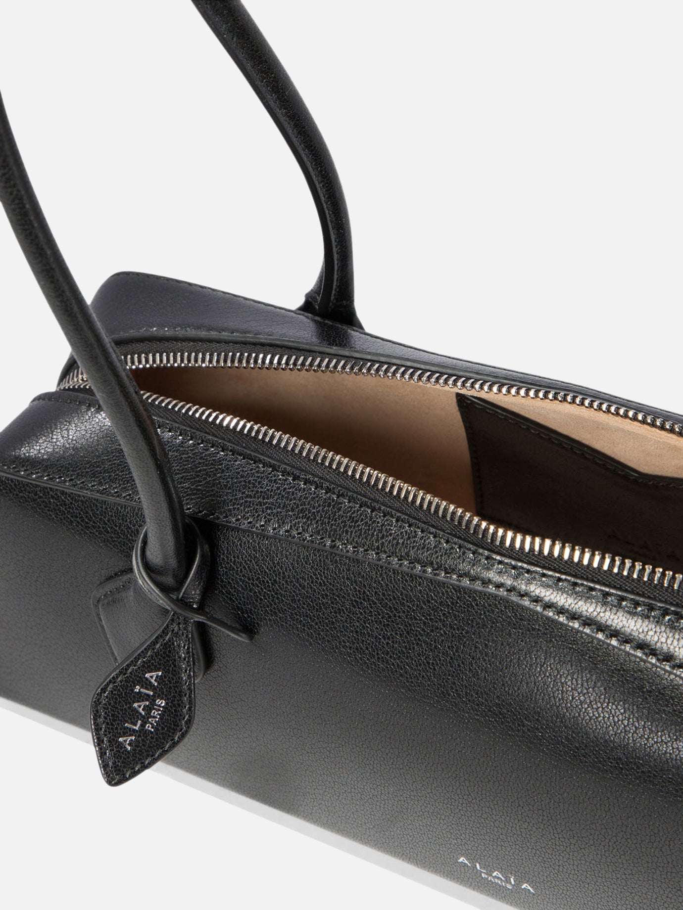 Alaïa Borsa a spalla &quot;Le Teckel Medium&quot; 19635939_UNI Black thumbnail_5