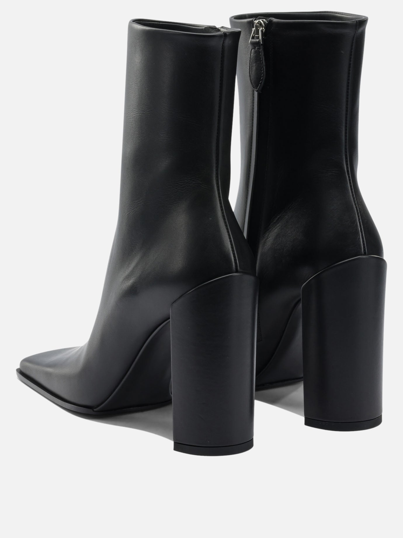 Stivaletti con zip 95% lamb leather 5% leather - 80% lamb leather 20% rubber  Nero - Alaïa Donna | PDP | VIETTI Online Store | thumbnail_4