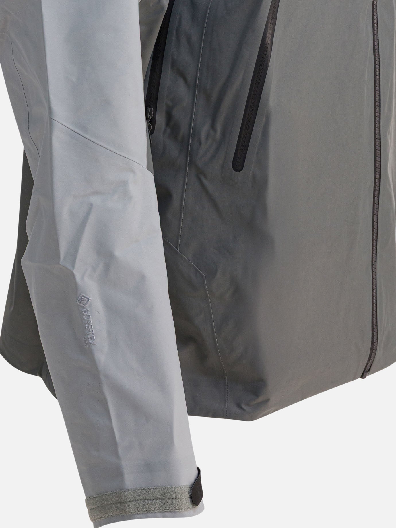 Technical jackets Logo  Grey - Arc'teryx Men | PDP | VIETTI Online Store | Zoom-Modal_4
