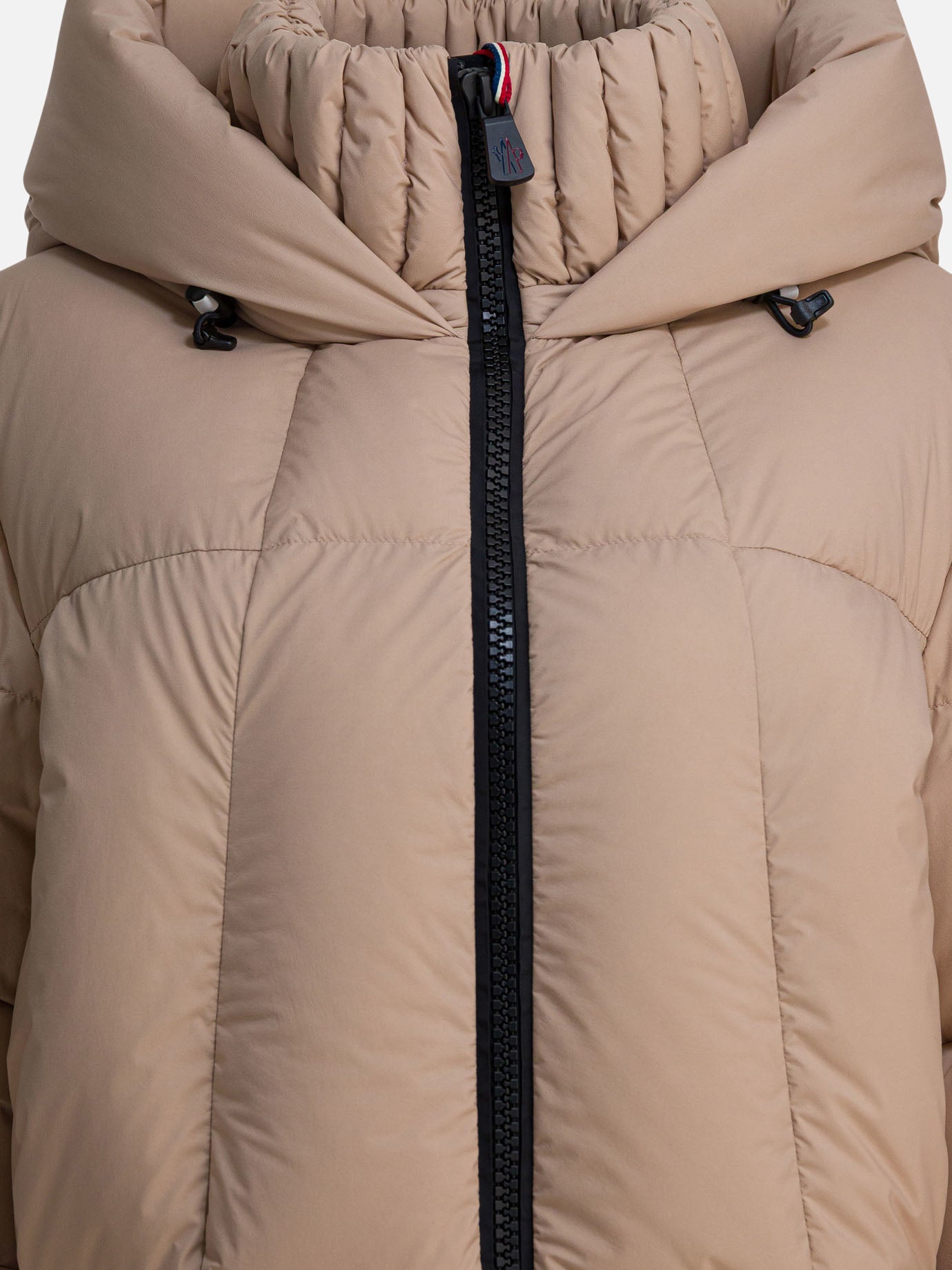 Piumini corti Logo  Beige - Moncler Grenoble Donna | PDP | VIETTI Online Store | Zoom-Modal_3
