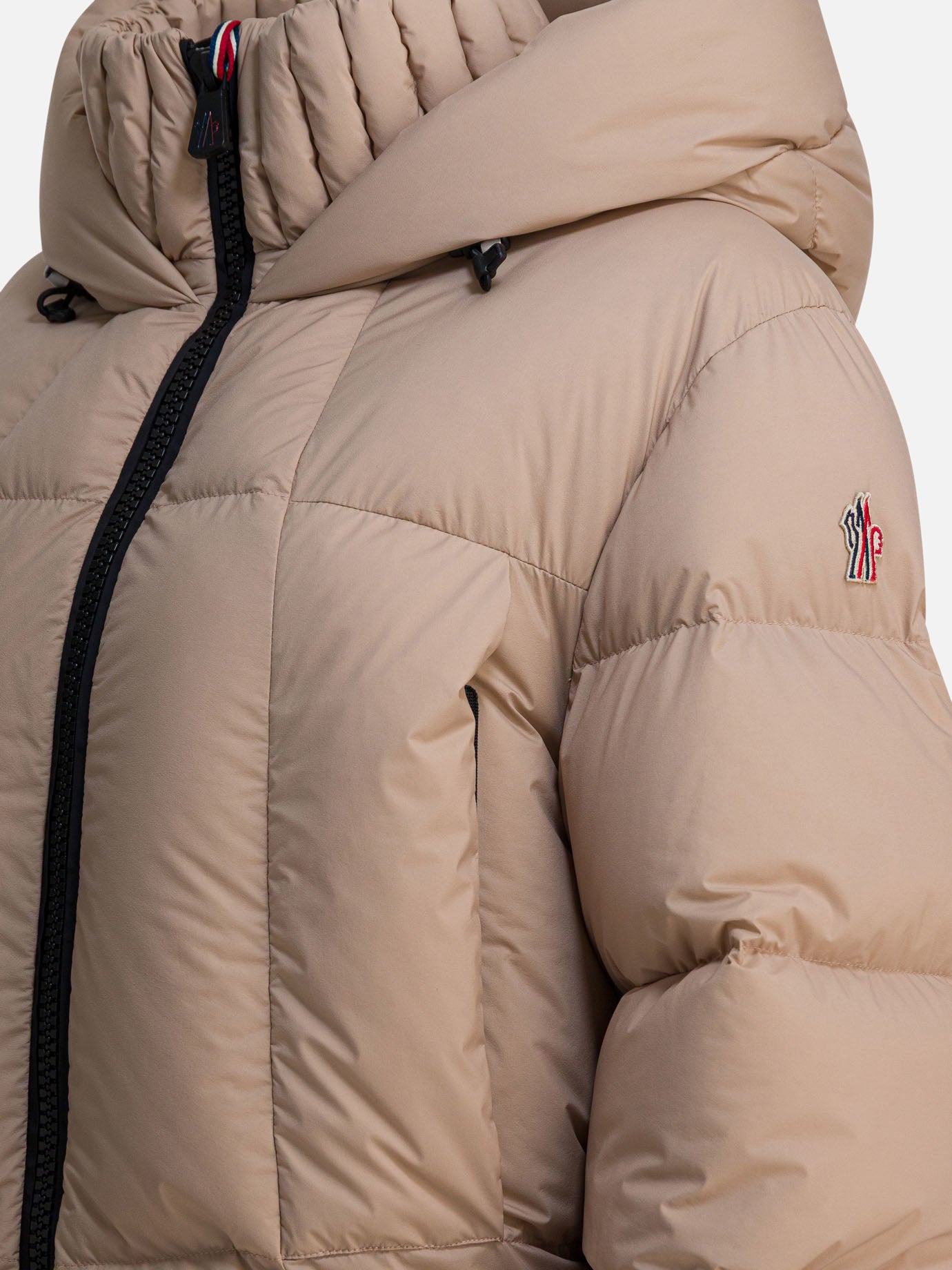Piumini corti Logo  Beige - Moncler Grenoble Donna | PDP | VIETTI Online Store | Zoom-Modal_4
