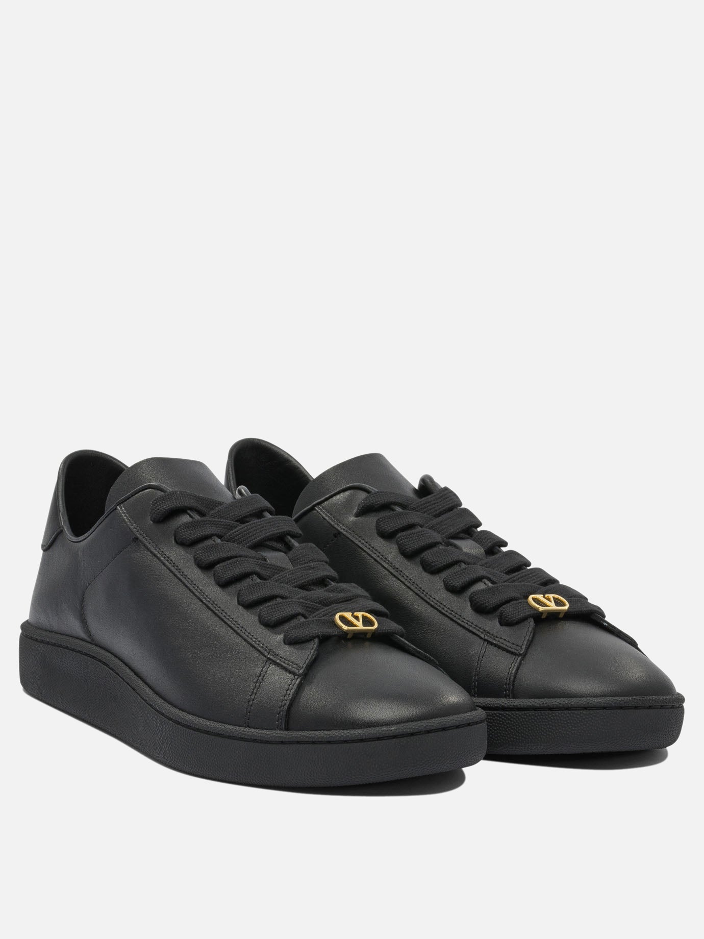 Low top sneakers 100% leather - 100% rubber  Black - Valentino Garavani Men | PDP | VIETTI Online Store | thumbnail_2